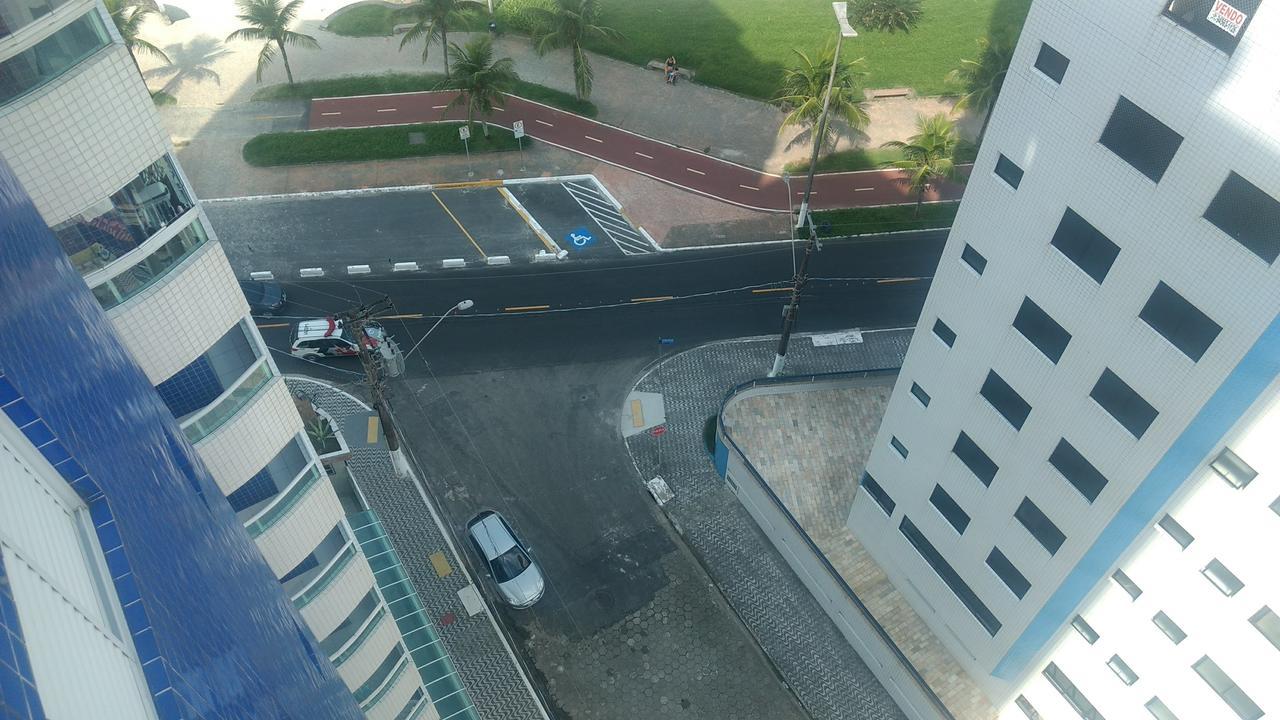 Belo Apartamento Com Vistas Para O Mar - Pe Na Areia - Churrasqueira Na Varanda Прая Гранде Екстериор снимка
